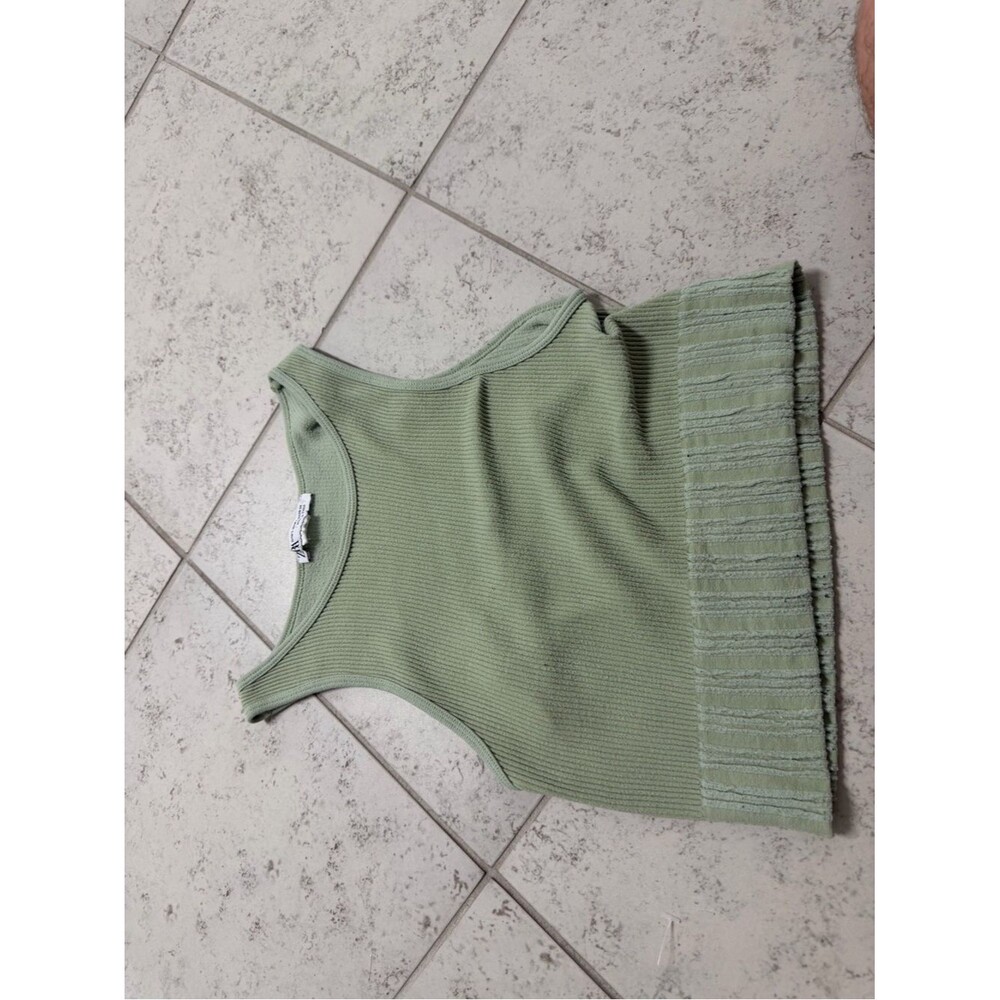 Zara Sage Green Ribbed Knit Cropped Tank Top Size M-L Summer casual